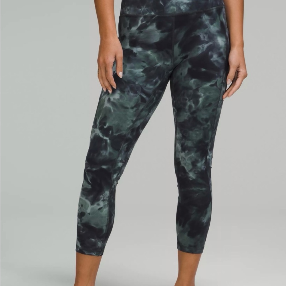 Lululemon Align High Rise Leggings Diamond Tie‎ Dye Blue/Navy 23 in Size 0